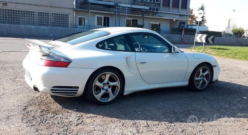 Usata Porsche 996 Turbo 2002 Bianco