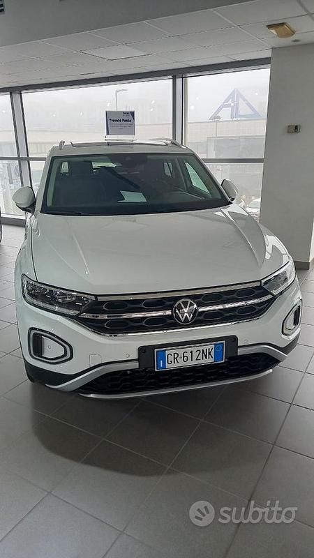 Usata VW T-Roc Style 110 CV (80 kW) 2023 Bianco SUV
