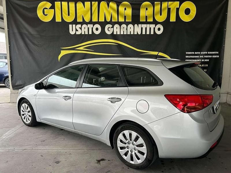 Usata Kia Ceed 110 CV (80 kW) 2016 Argento Utilitaria