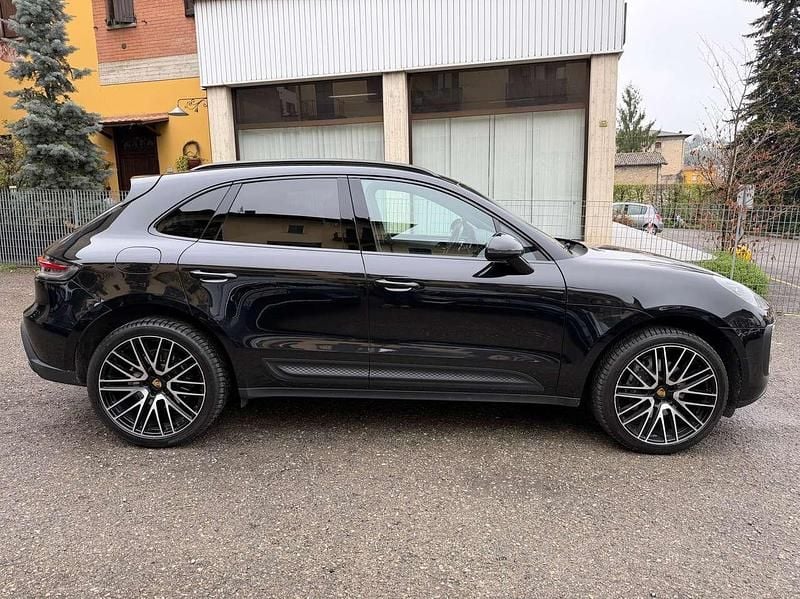 Usata Porsche Macan 265 CV (194 kW) 2022 Nero SUV