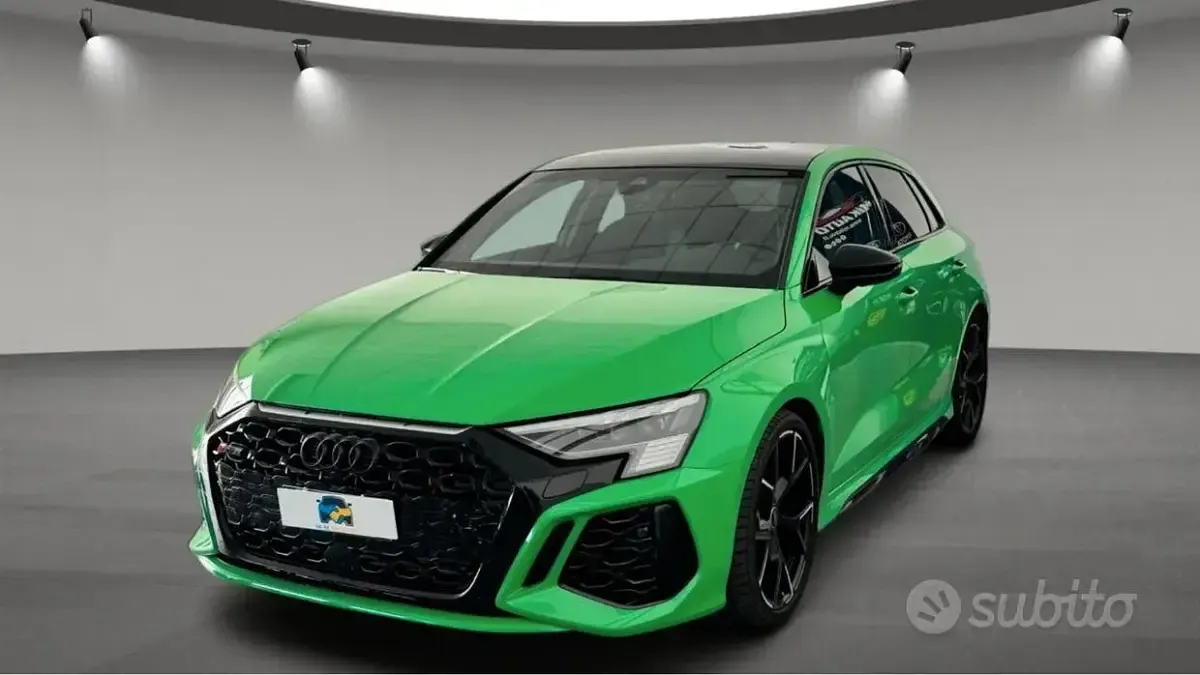 Usata Audi RS3 Sportback Design 400 CV (294 kW) 2024 Verde Utilitaria
