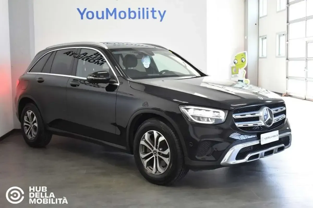 Usata Mercedes GLC200 Business 197 CV (144 kW) 2021 Nero SUV