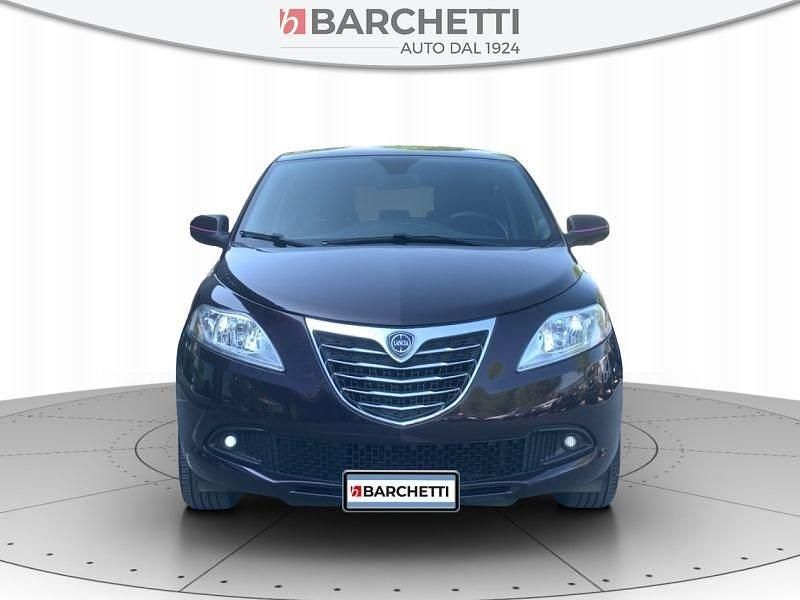 Usata Lancia Ypsilon 69 CV (50 kW) 2013 Viola Utilitaria