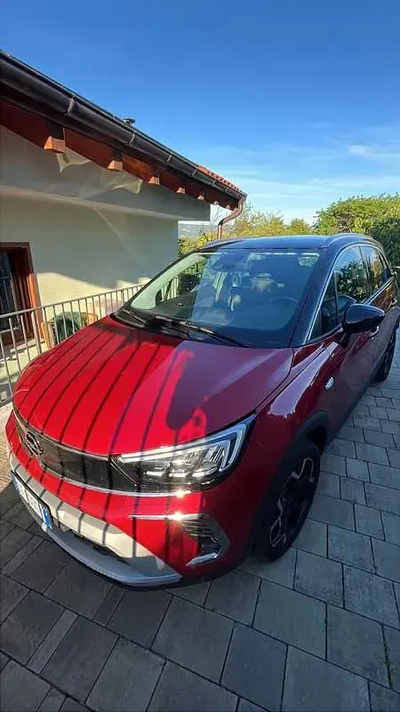 Usata Opel Crossland Elegance 110 CV (80 kW) 2024 SUV