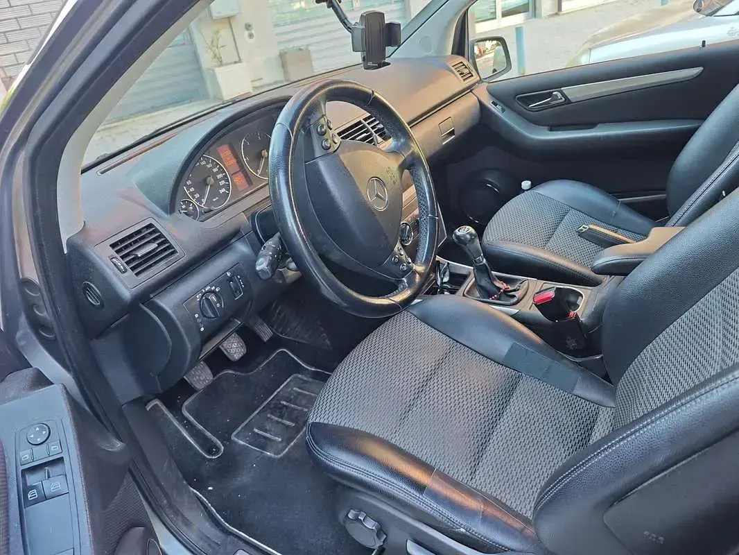 Usata Mercedes A180 Avantgarde Edition 109 CV (80 kW) 2009 Coupé