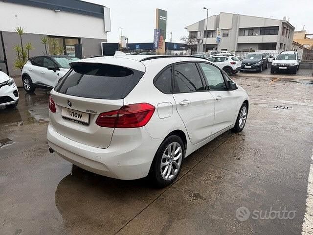 Usata BMW 216 Active Tourer Advantage 115 CV (84 kW) 2018 Bianco Monovolume