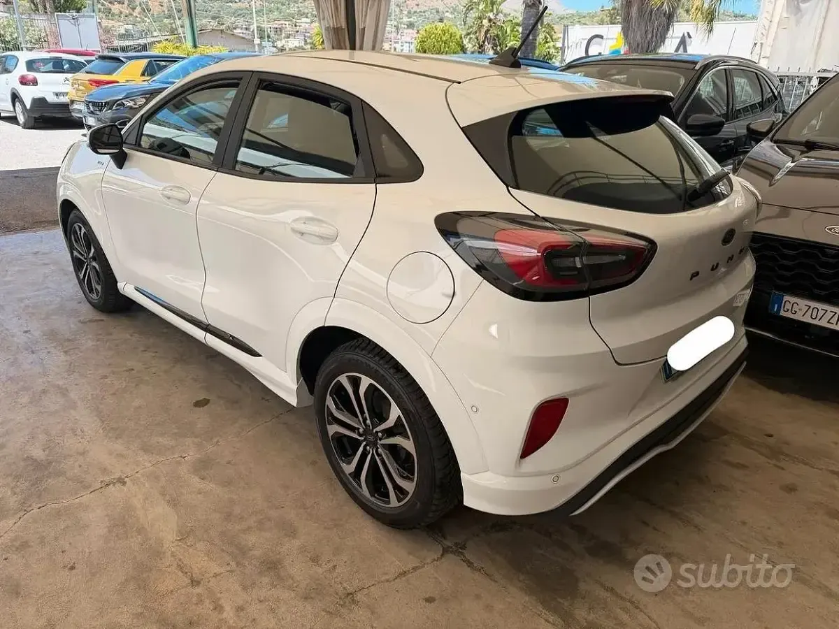 Usata Ford Puma ST-Line X 120 CV (88 kW) 2022 Bianco SUV