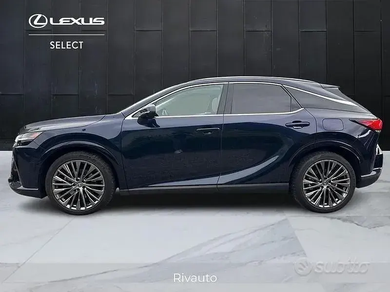Usata Lexus RX450h+ Luxury Line 309 CV (227 kW) 2023 Blu SUV