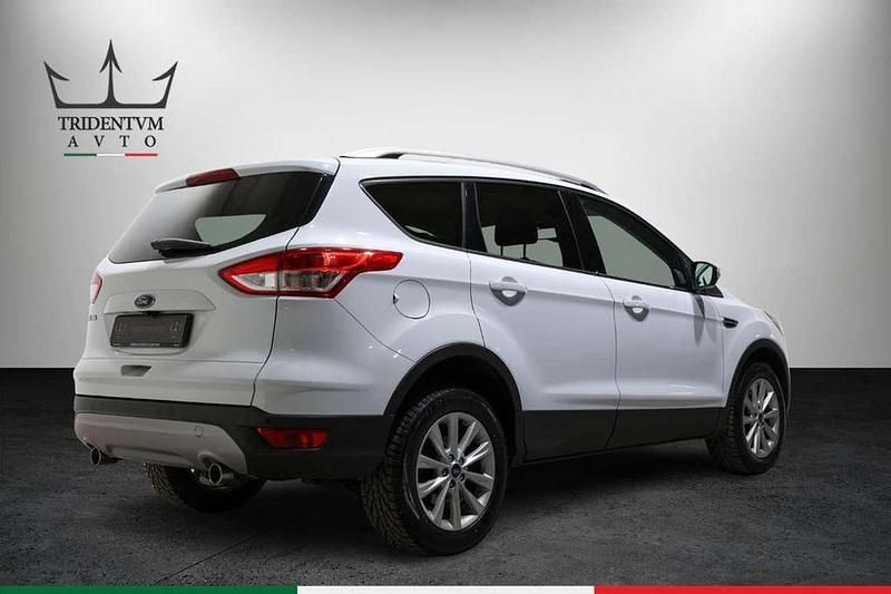 Usata Ford Kuga Titanium S 150 CV (110 kW) 2016 Bianco SUV