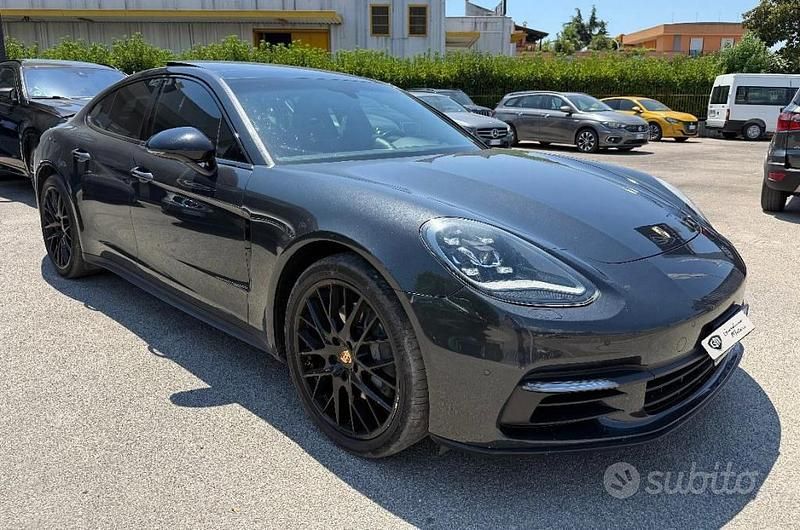 Usata Porsche Panamera 421 CV (309 kW) 2017 Nero Berlina