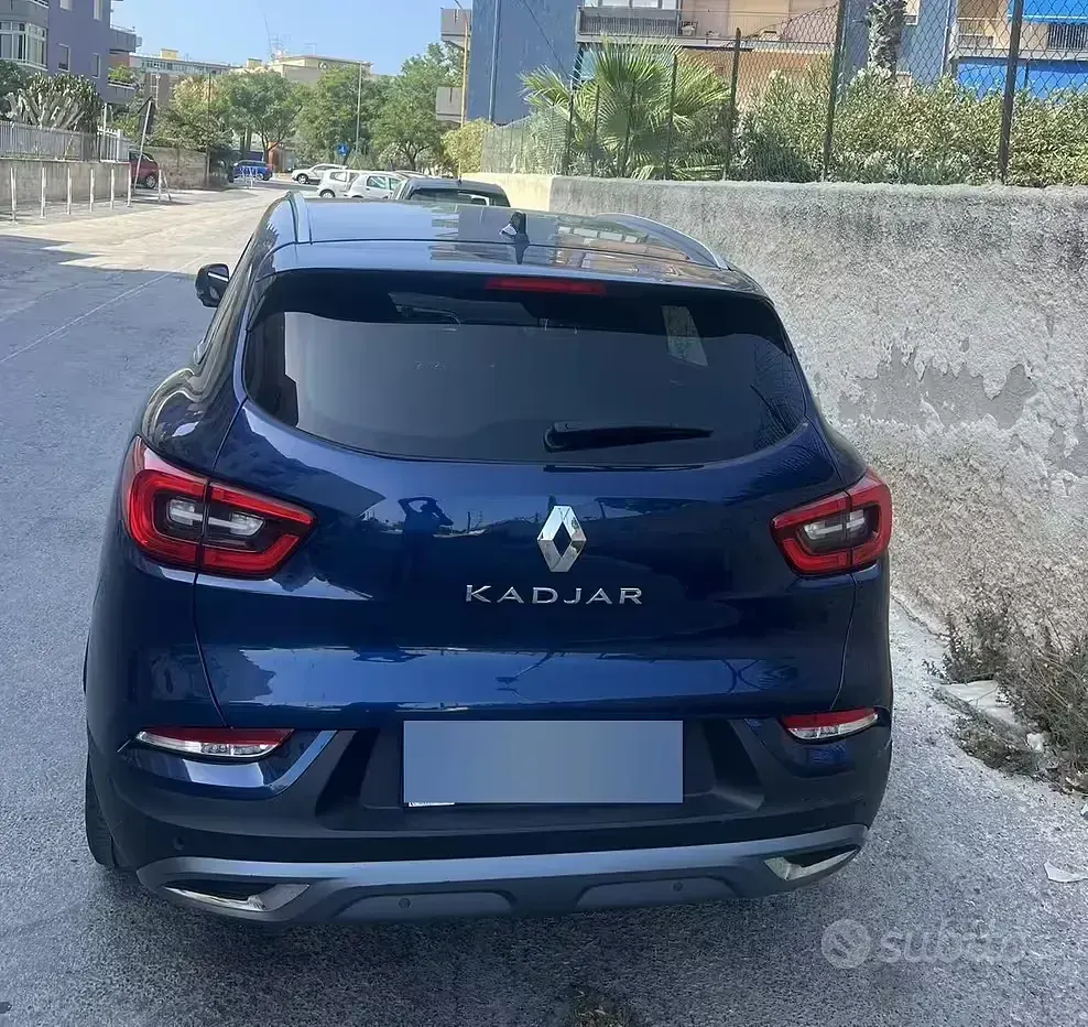 Usata Renault Kadjar 116 CV (85 kW) 2021 Bluazzurro SUV