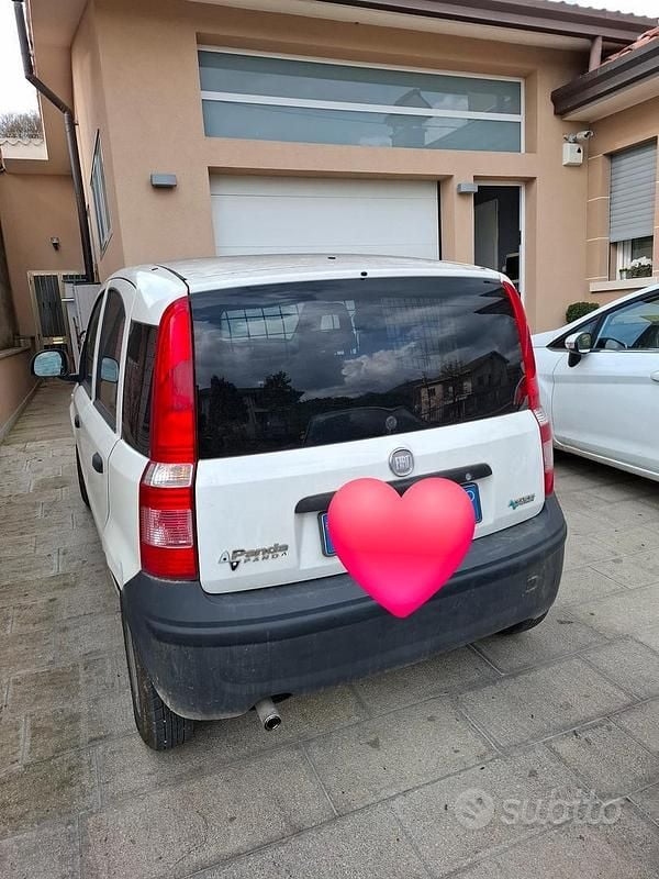 Usata Fiat Panda 69 CV (50 kW) 2010 Bianco Utilitaria