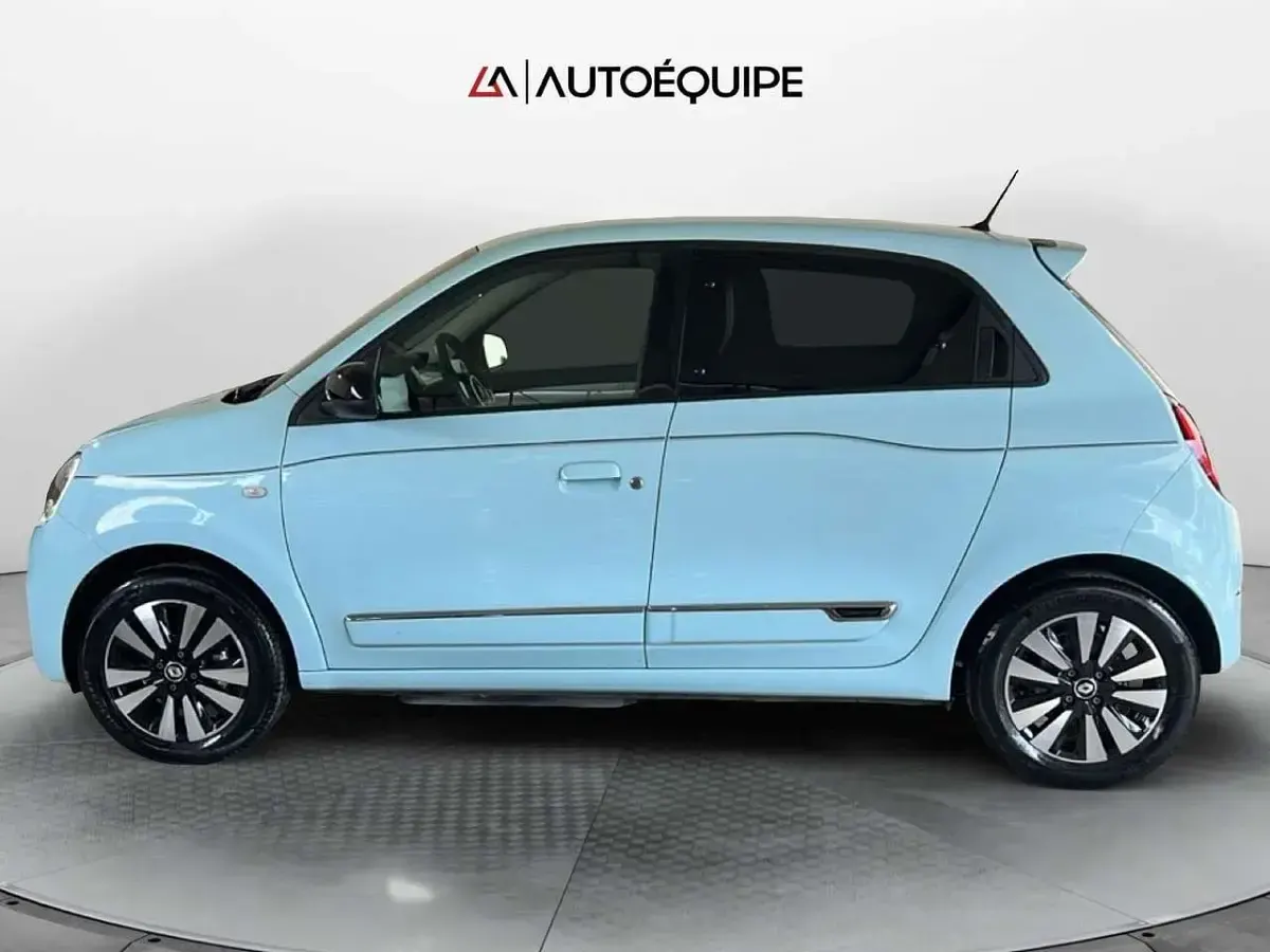 Usata Renault Twingo Techno 60 kW (82 CV) 2023 Blu/azzurro Utilitaria