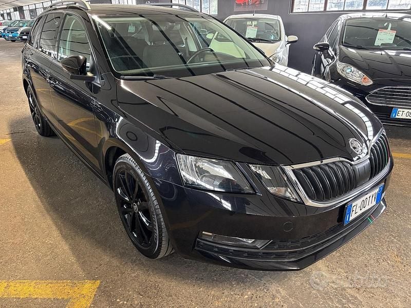 Usata Skoda Octavia Executive 116 CV (85 kW) 2018 Nero Station wagon