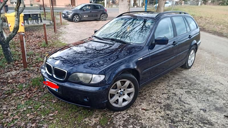 Usata BMW 320 136 CV (100 kW) 2003 Blu Station wagon