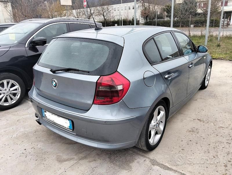 Usata BMW 120 177 CV (130 kW) 2007 Utilitaria
