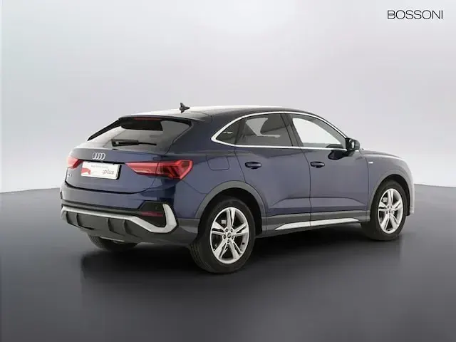 Usata Audi Q3 Sportback S-Line 150 CV (110 kW) 2025 Blu SUV