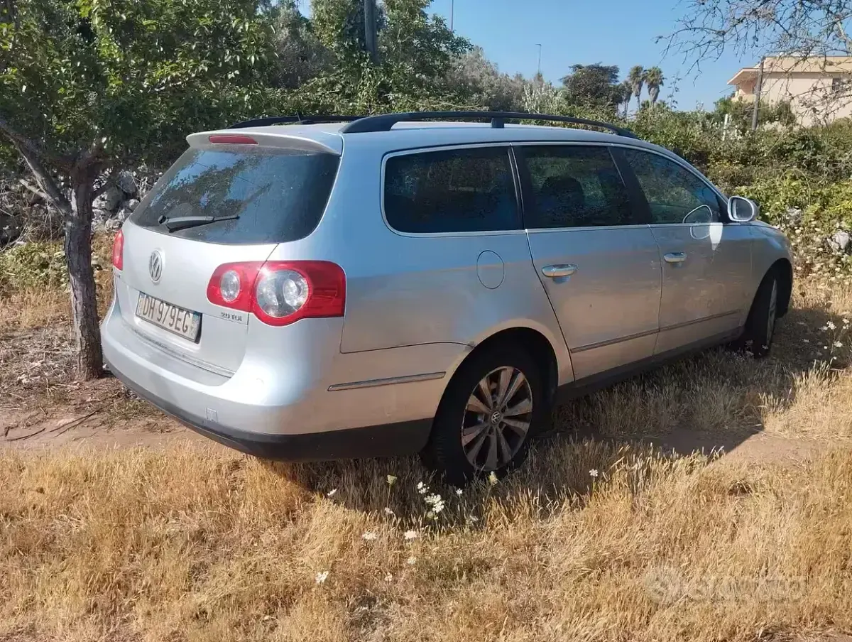 Usata VW Passat 140 CV (102 kW) 2007 Grigio Station wagon
