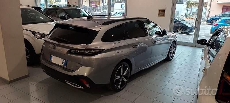 Usata Peugeot 308 GT 131 CV (96 kW) 2023 Grigio Station wagon