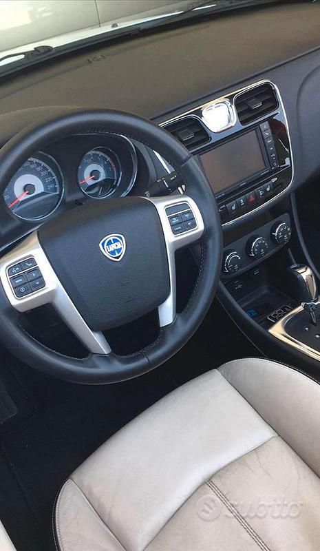 Usata Lancia Flavia 170 CV (125 kW) 2012 Cabrio