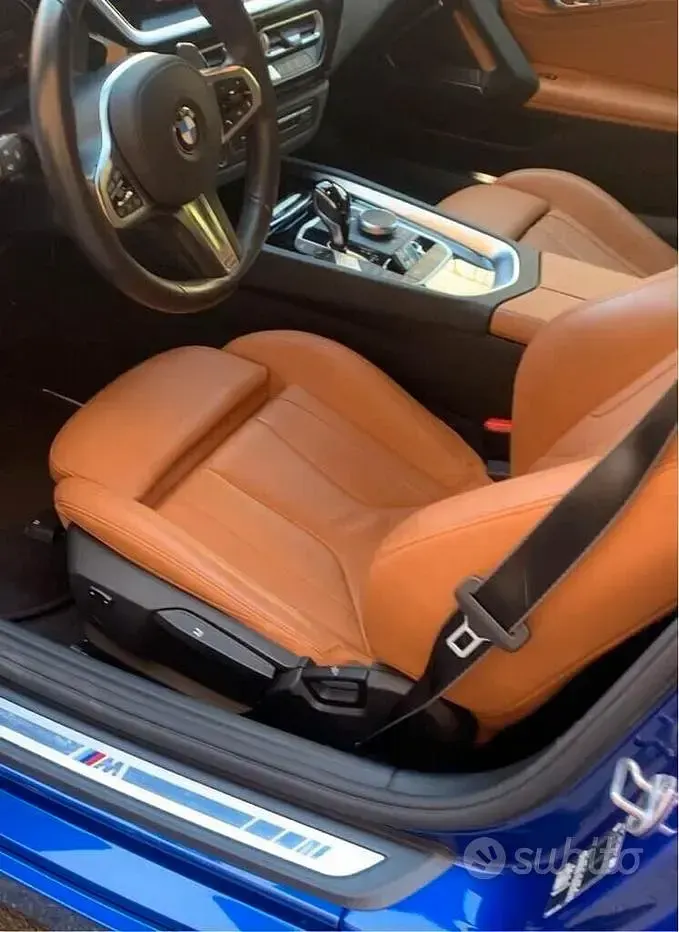 Usado BMW Z4 M Sport 197 HP (144 kW) 2023 Azul Cabrios