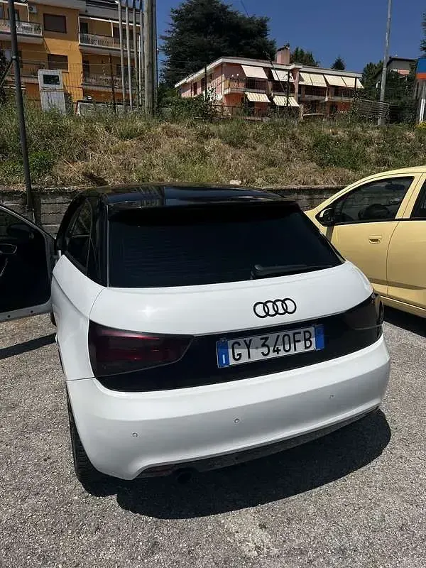 Usata Audi A1 Ambiente 150 CV (110 kW) 2013 Bianco Utilitaria