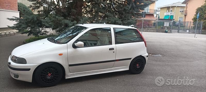 Usata Fiat Punto 1995 Bianco Berlina