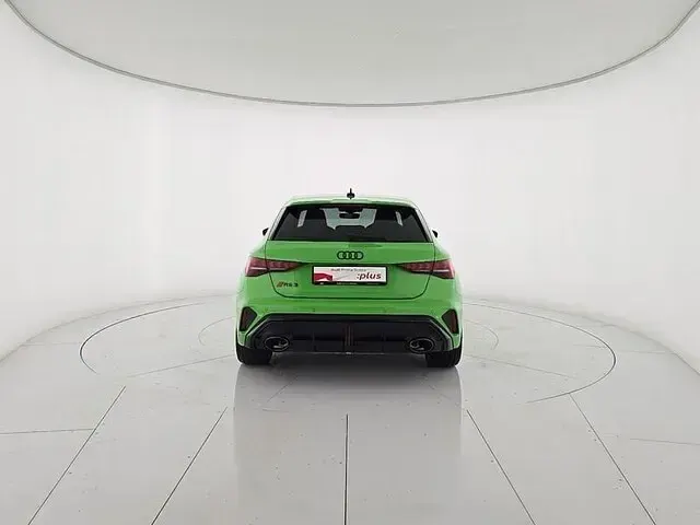 Nuova Audi RS3 Sportback Comfort 400 CV (294 kW) 2026 Verde kyalami Utilitaria