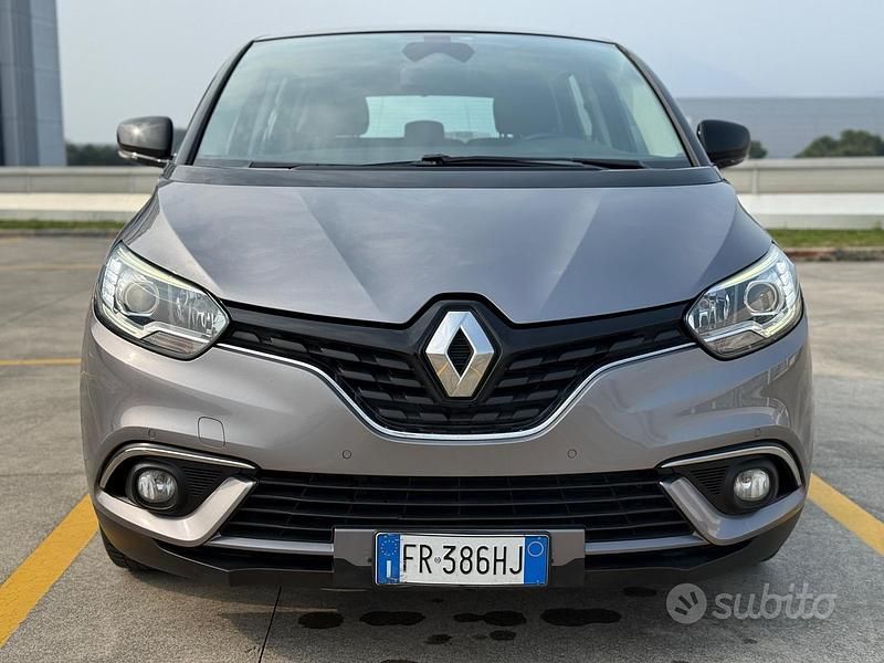 Usata Renault Scénic IV 110 CV (80 kW) 2018 Grigio Monovolume
