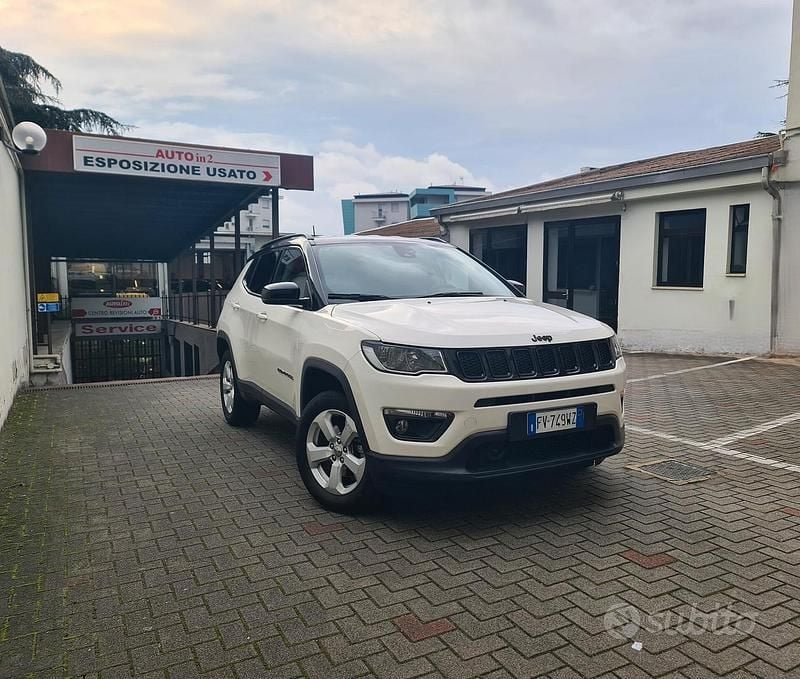 Bianco Usata 2018 Jeep Compass SUV | 15.900 € (Buon prezzo) - Immagine 1/4
