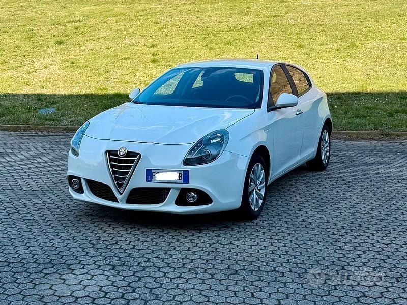 Usata Alfa Romeo Giulietta 120 CV (88 kW) 2016 Utilitaria