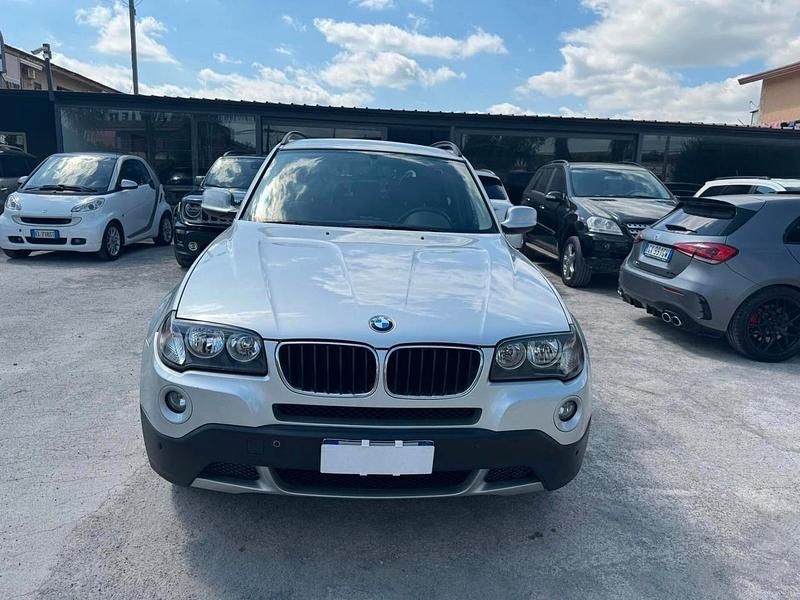Begagnad BMW X3 Efficient Dynamics 177 HK (130 kW) 2010 Silver SUV