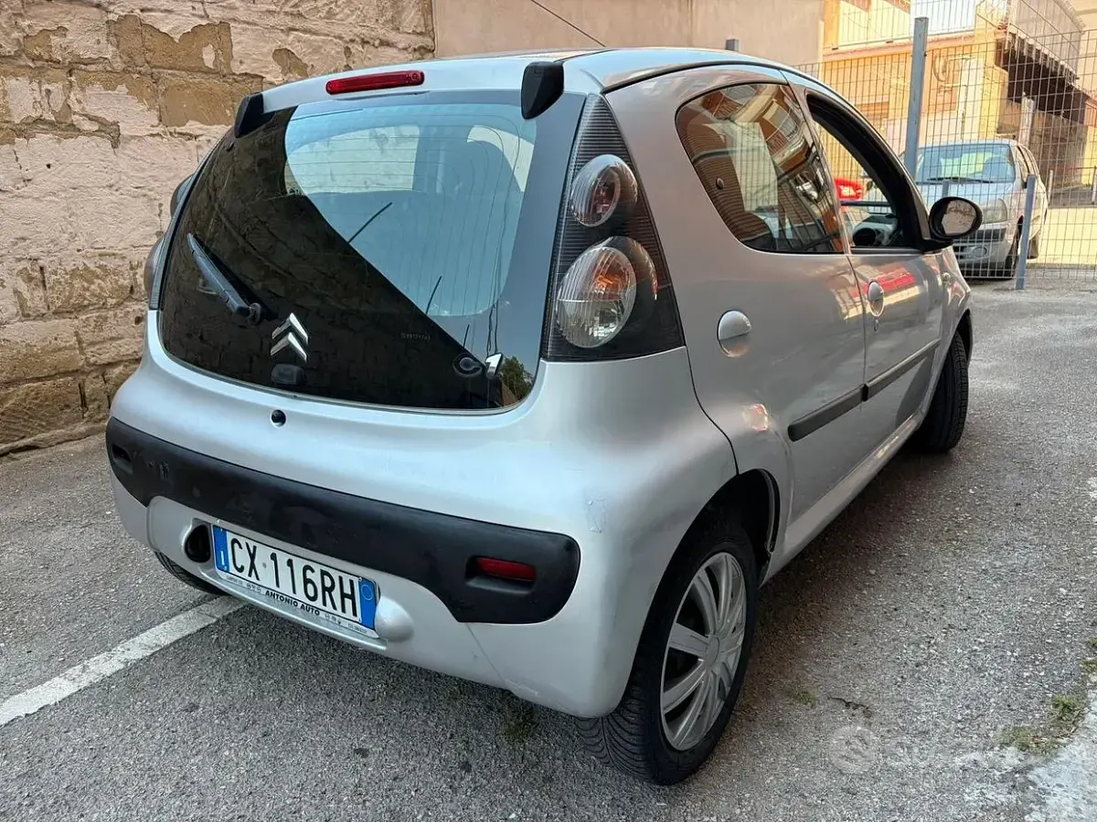 Usata Citroën C1 54 CV (39 kW) 2005 Grigio Utilitaria