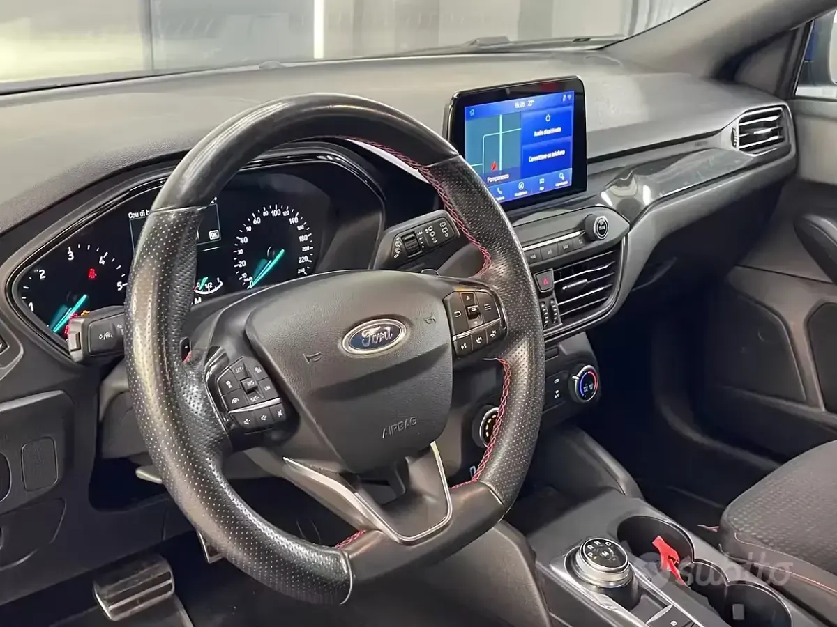 Usata Ford Focus 120 CV (88 kW) 2020 Blu Station wagon