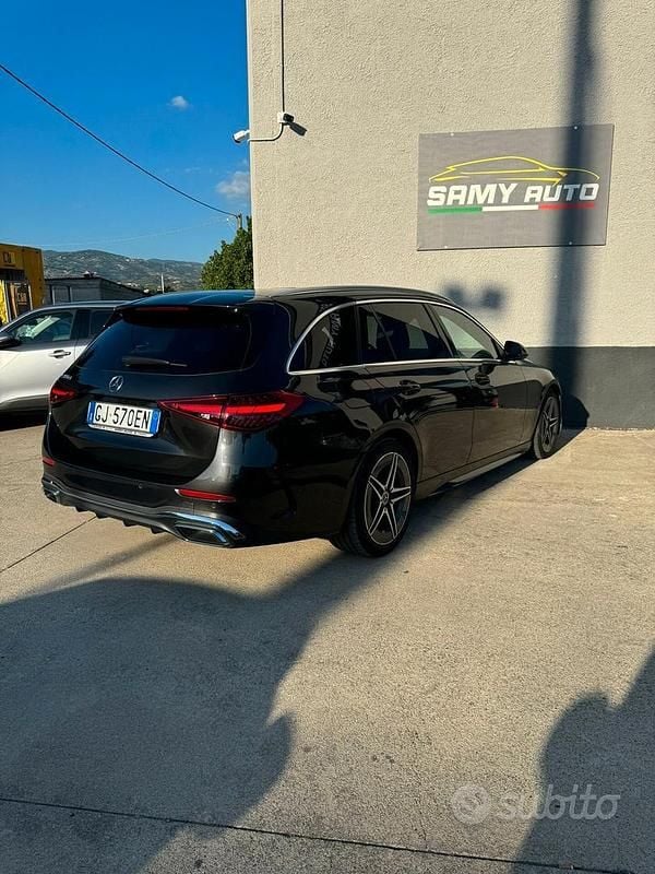 Usata Mercedes E300 265 CV (194 kW) 2022 Nero Berlina