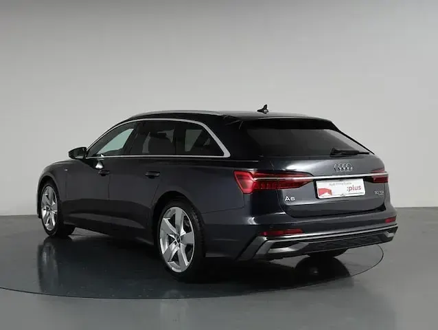 Usata Audi A6 Business 286 CV (210 kW) 2024 Blu firmamento metallizzato Station wagon