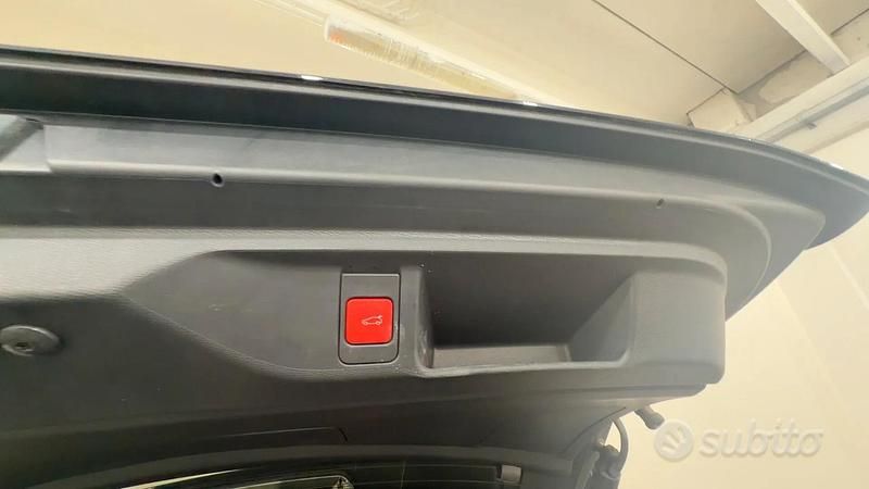 Usata DS Automobiles DS4 Opera 131 CV (96 kW) 2024 Nero perla Berlina