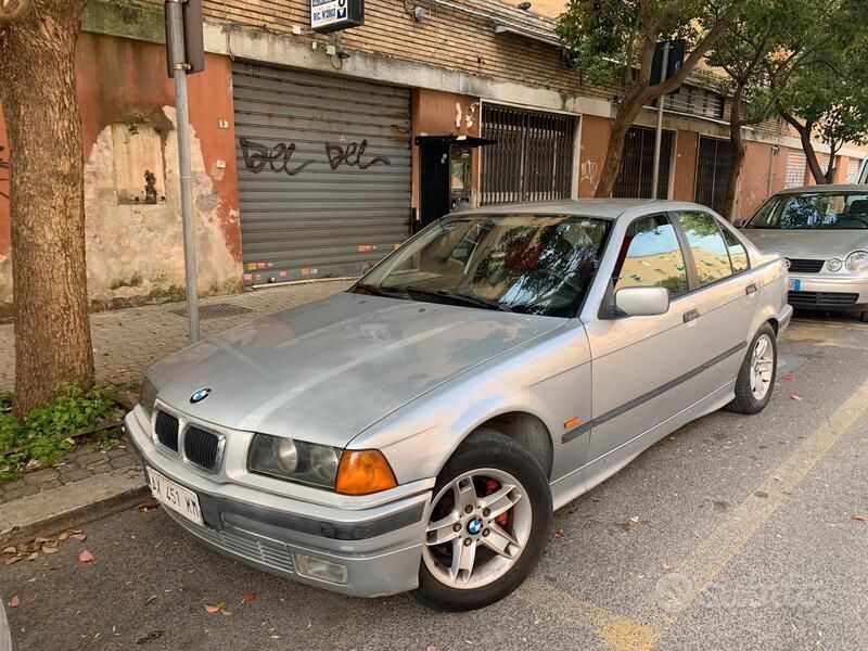 Usata BMW 316 102 CV (75 kW) 1997 Grigio Berlina