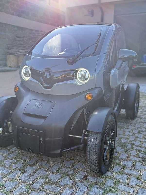 Begagnad Renault Twizy 8 kW (11 HK) 2018 Halvkombi