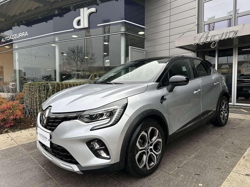 Usata Renault Captur Intens 160 CV (117 kW) 2021 Argento SUV