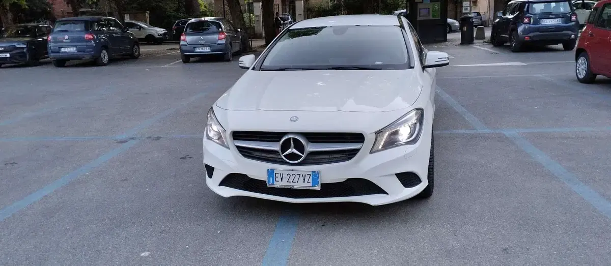 Usata Mercedes CLA180 Premium 109 CV (80 kW) 2014 Bianco Coupé