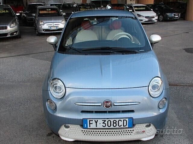 Usata Fiat 500e 82 kW (112 CV) 2015 Blu Utilitaria