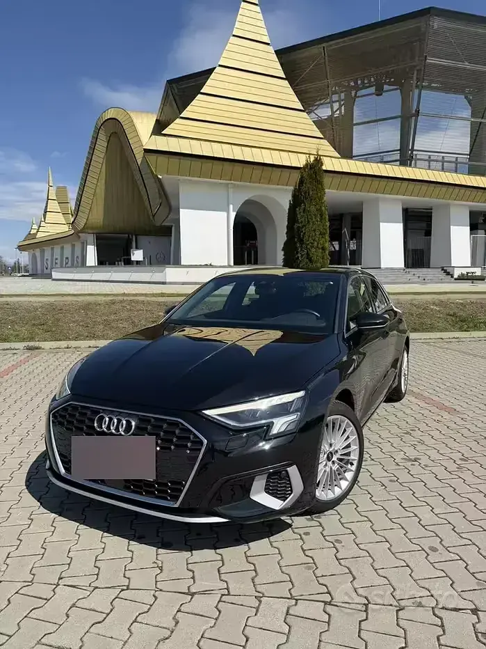 Usata Audi A3 Business 110 CV (80 kW) 2021 Nero Berlina