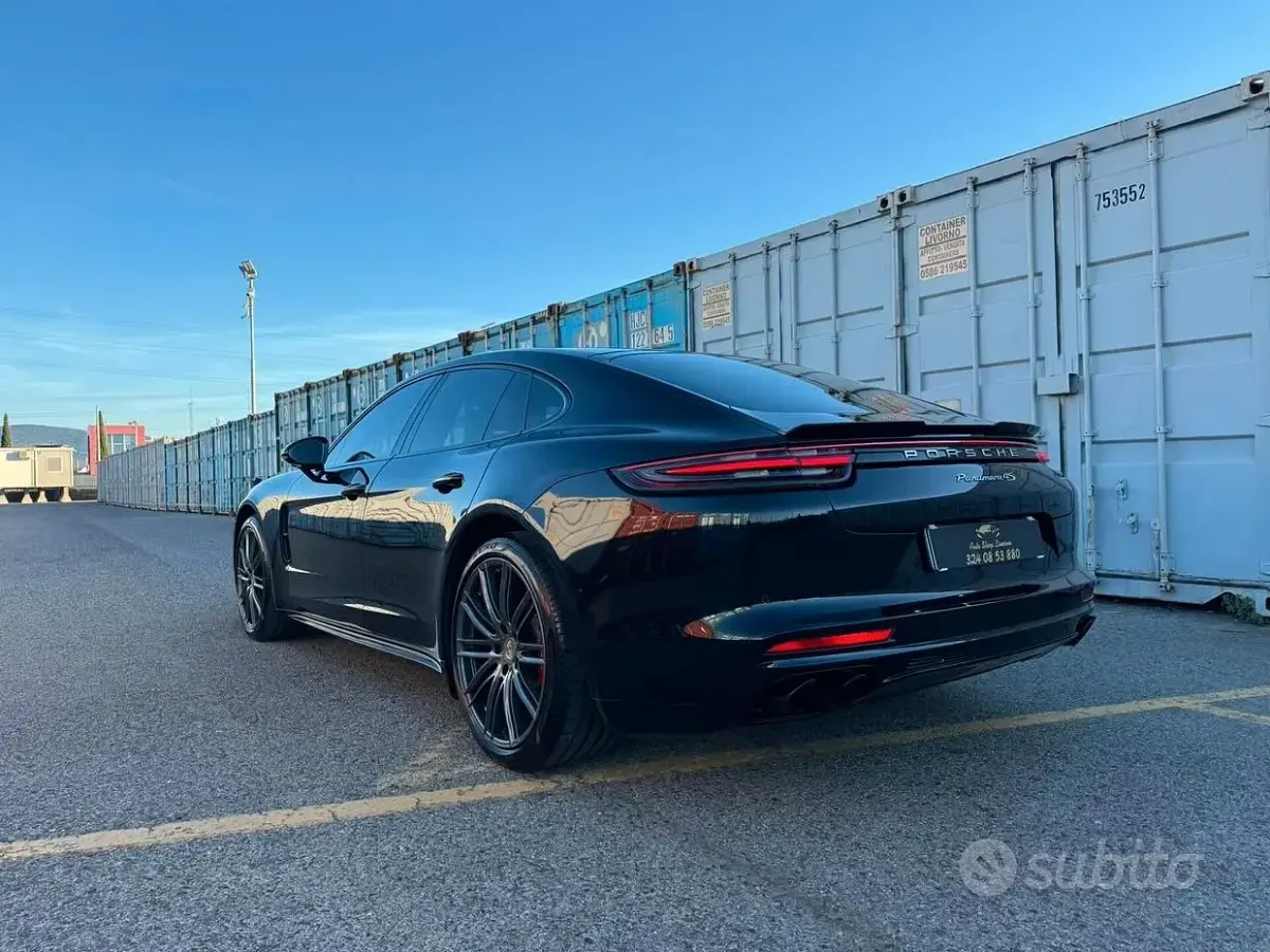 Usata Porsche Panamera 4S Diesel 422 CV (310 kW) 2017 Nero Utilitaria