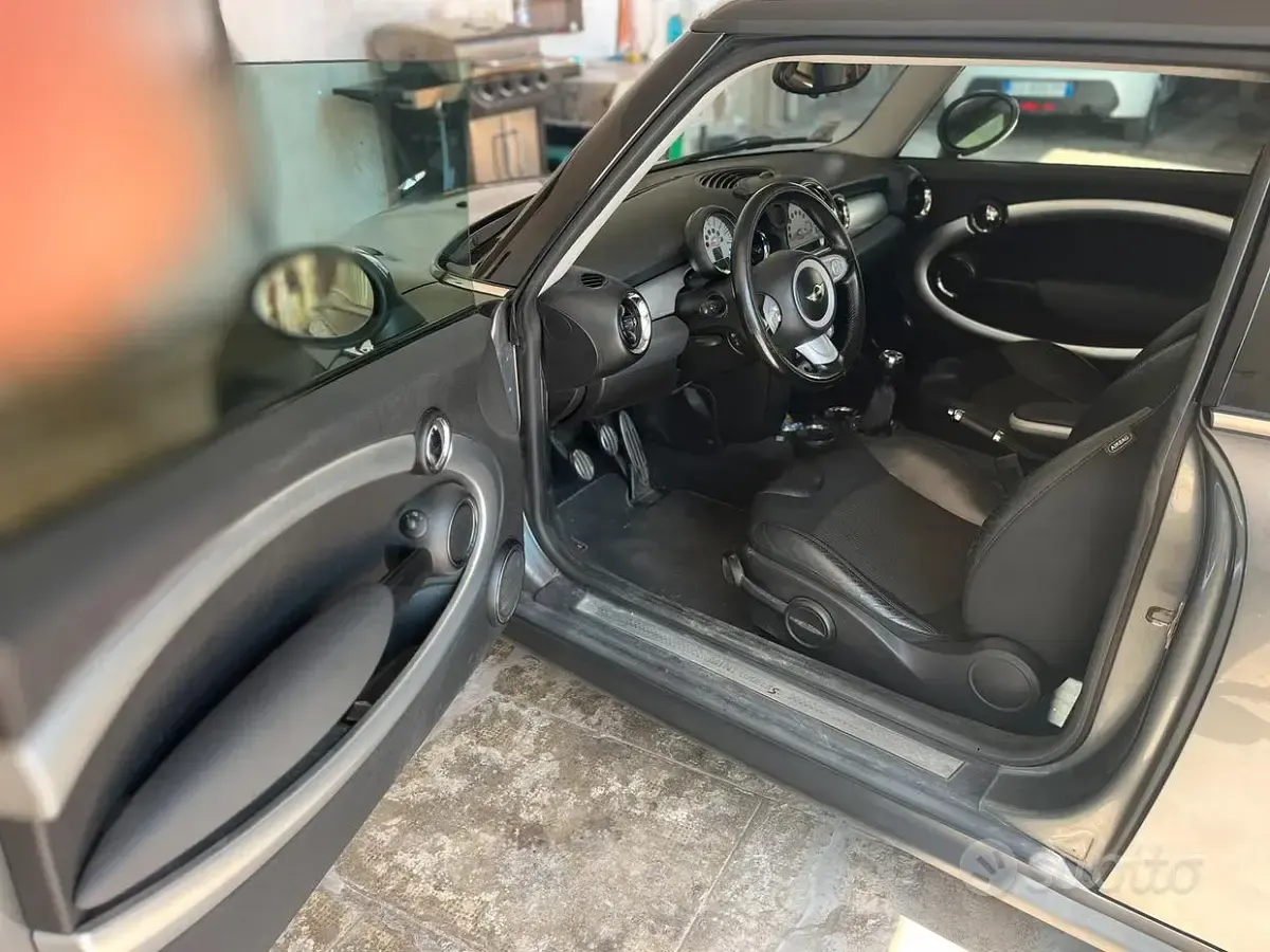 Usata Mini Cooper S 2010 Grigio Utilitaria