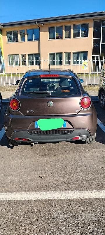 Begagnad Alfa Romeo MiTo 120 HK (88 kW) 2013 Brun Halvkombi