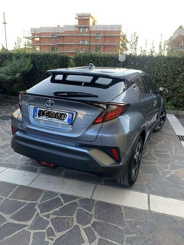 Usata Toyota C-HR Active 98 CV (72 kW) 2022 SUV