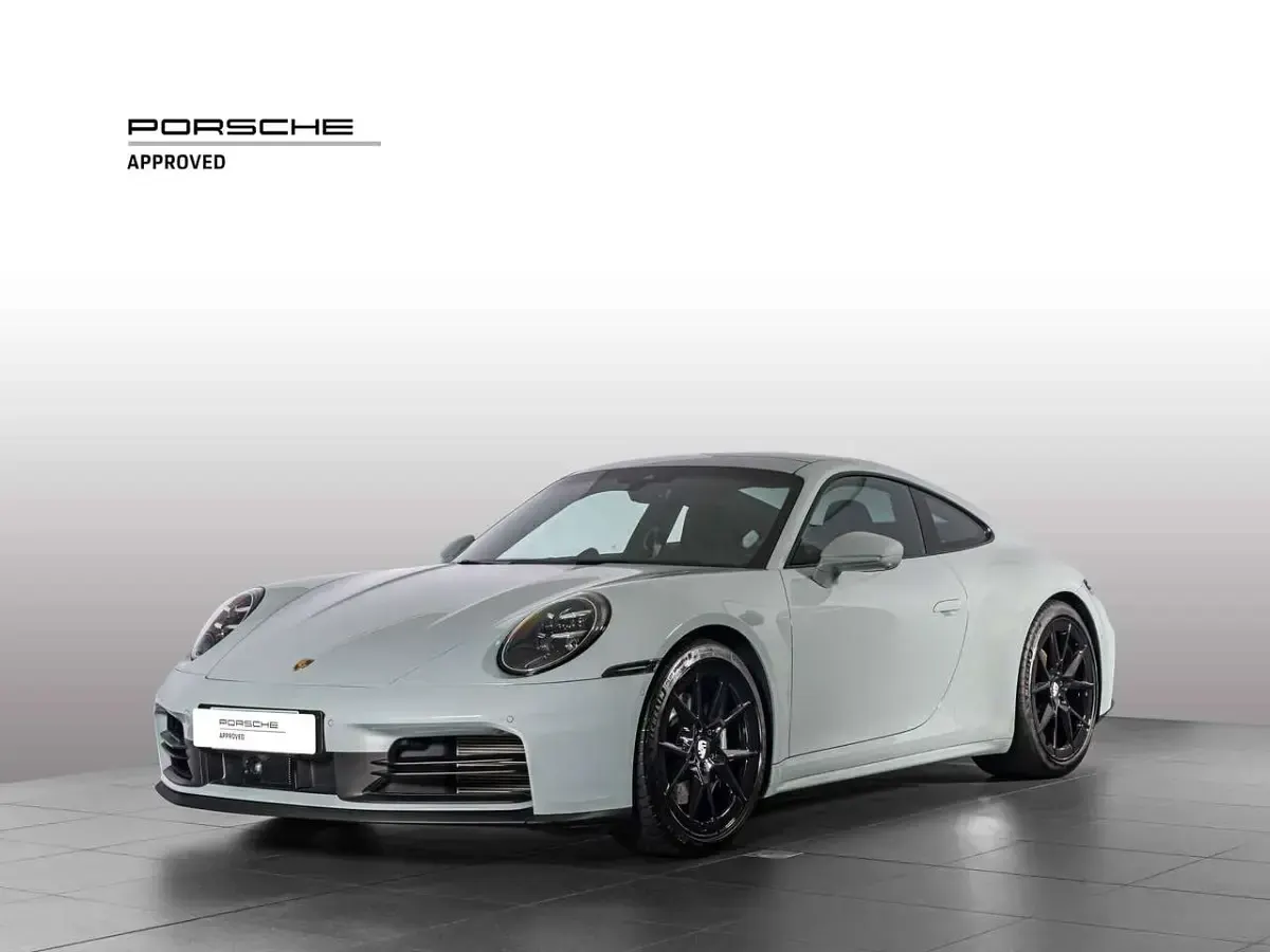Usata Porsche 992 394 CV (289 kW) 2024 Shade green Coupé