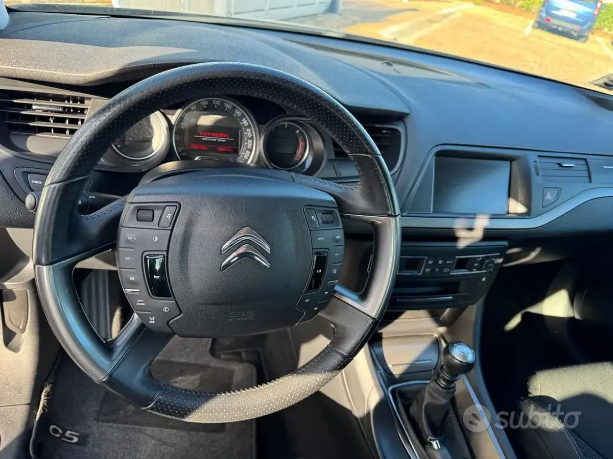 Usata Citroën C5 150 CV (110 kW) 2018 Nero Berlina
