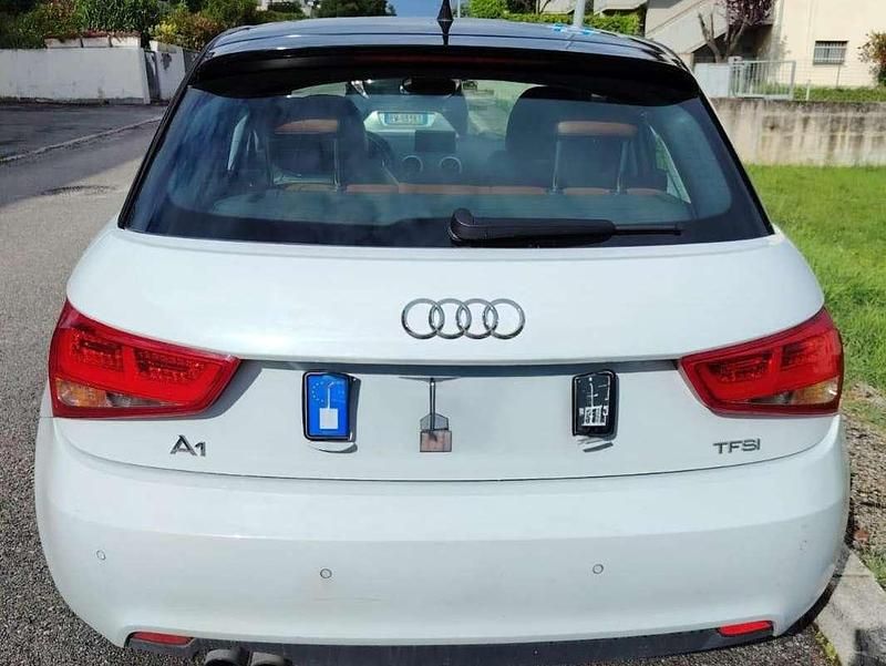 Usata Audi A1 Ambition 122 CV (89 kW) 2012 Bianco Utilitaria